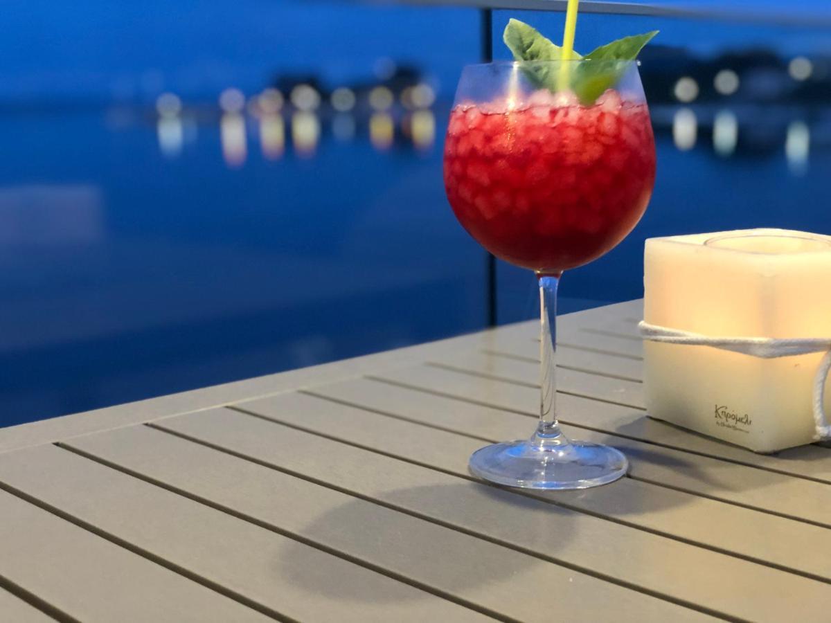 Denise Beach Hotel ラガナス エクステリア 写真